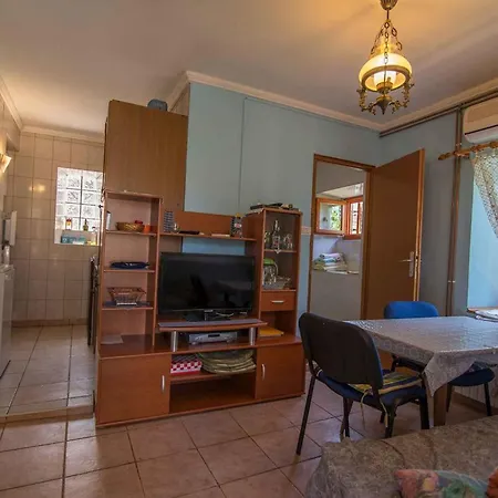 Lejlighed In 14928 Veli Lošinj