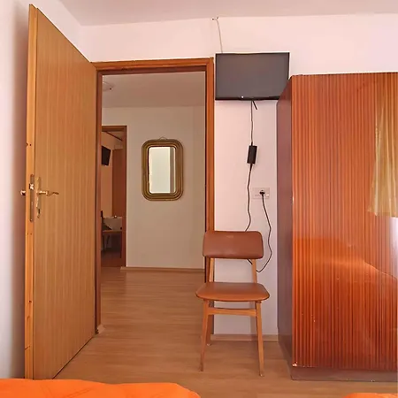 In 14928 Veli Losinj