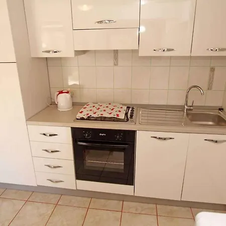 Appartement In 14928
