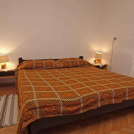 In 14928 Veli Lošinj