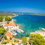 In 14928 Veli Lošinj